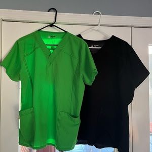 Women’s Wonder Wink Scrubs - 3 pants and 2 tops